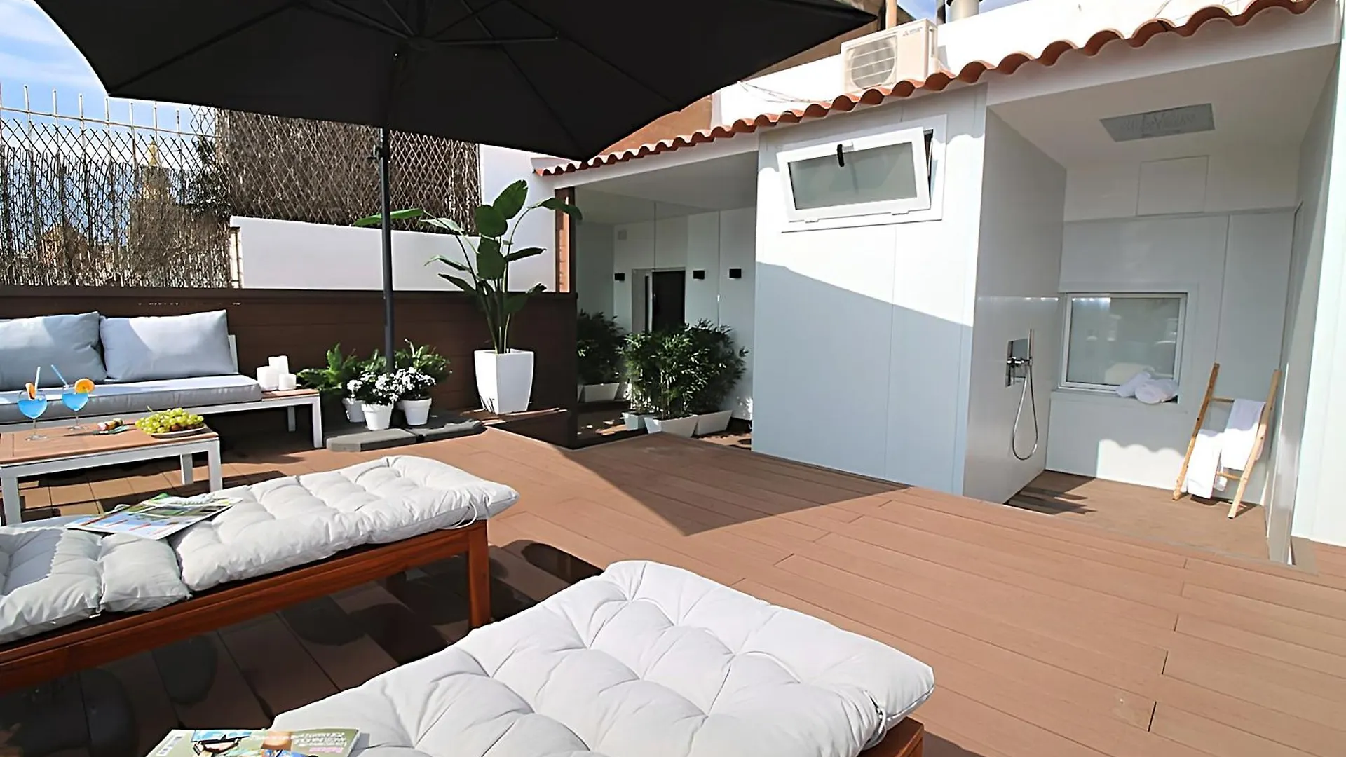 Our Penthouse With Jacuzzi Close To Paseo De Gracia Barcelona 0*,  Spanien