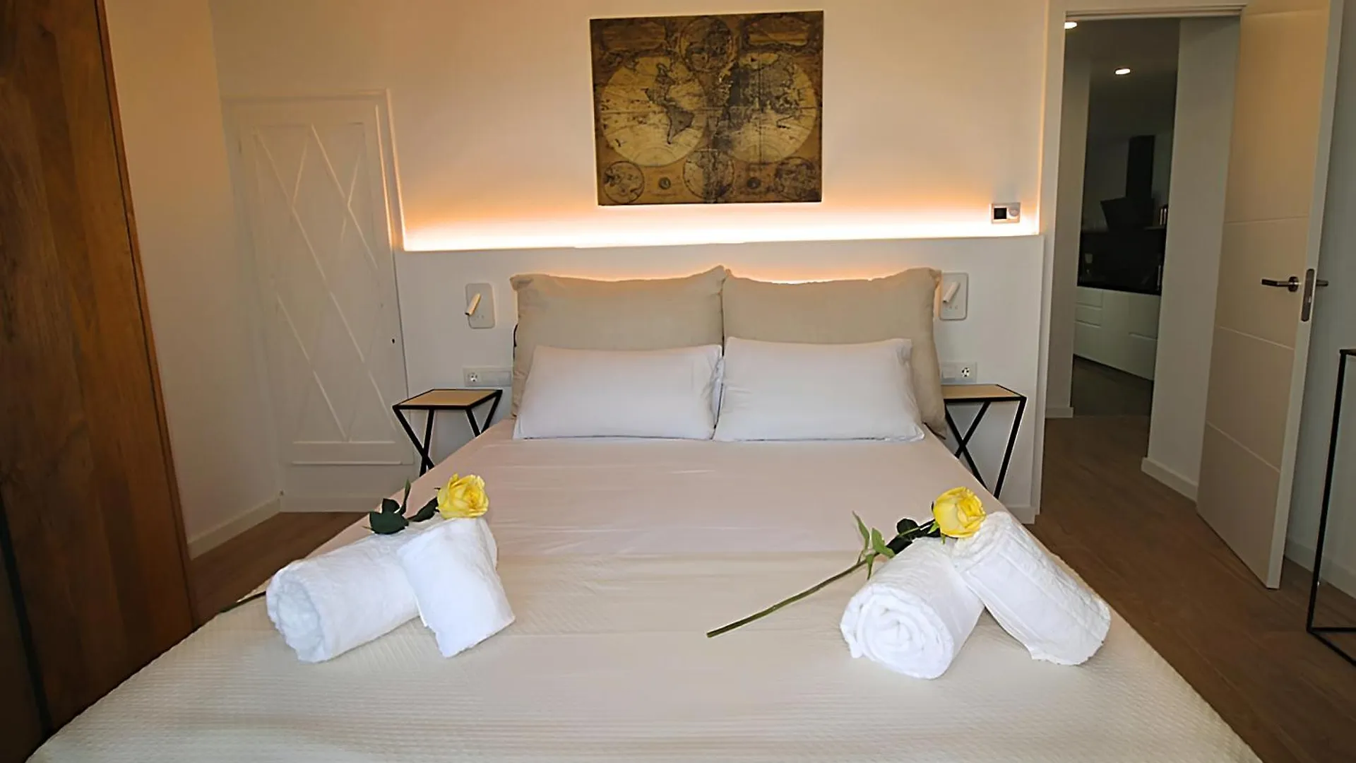 Our Penthouse With Jacuzzi Close To Paseo De Gracia Barcelona Lejlighed