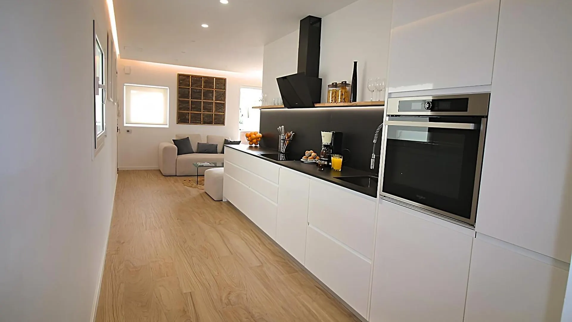 Our Penthouse With Jacuzzi Close To Paseo De Gracia Barcelona Apartment